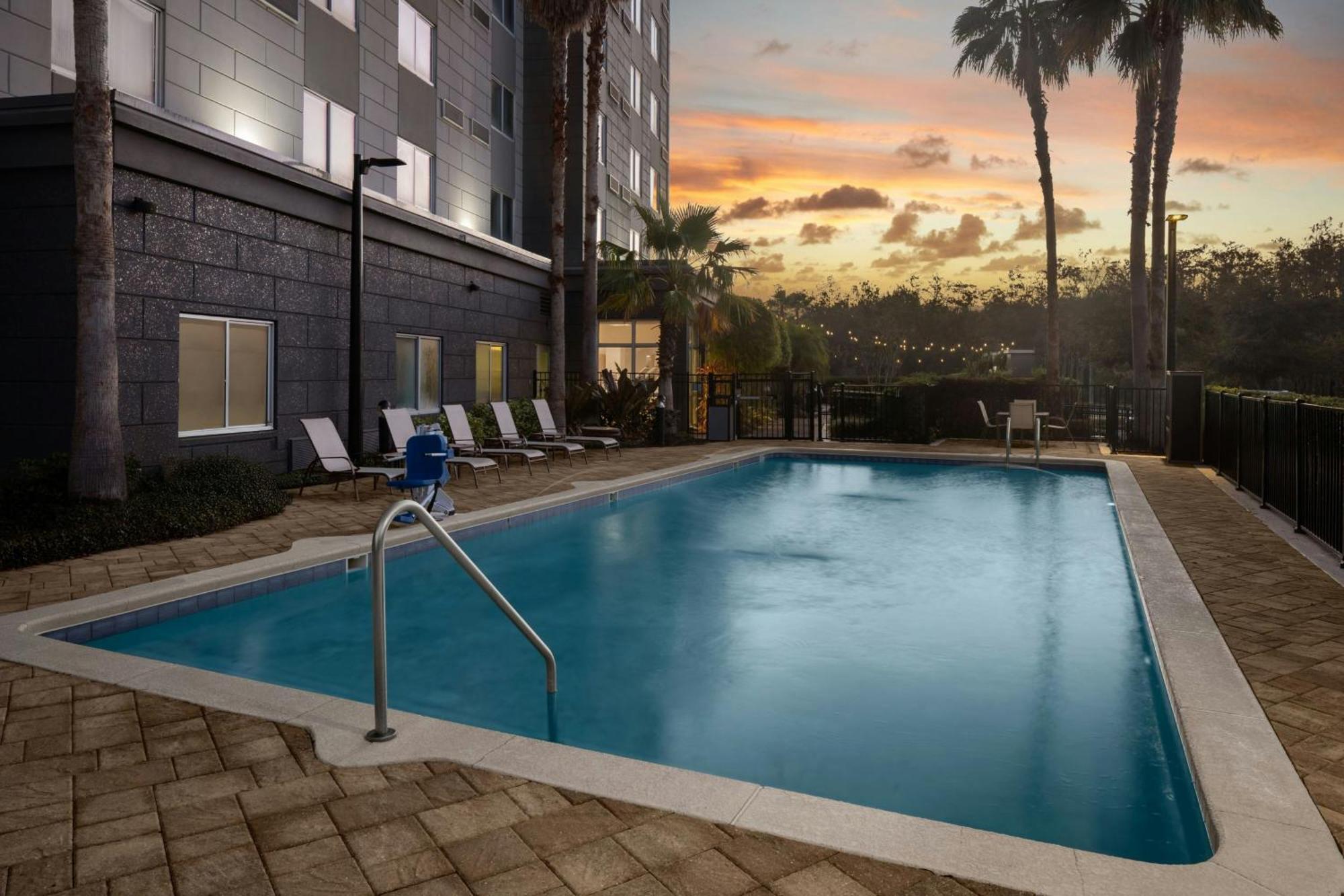 Courtyard By Marriott Orlando South/Grande Lakes Area Williamsburg Exteriér fotografie